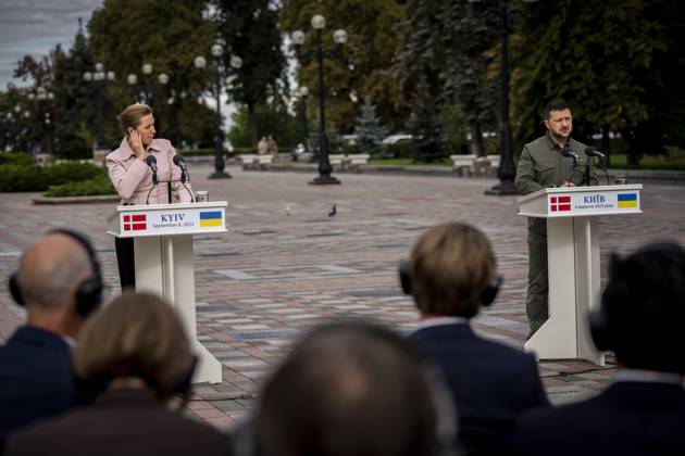Ukrainian President Volodymyr Zelenskyj and Denmarks Prime Minister Mette Frederiksen during a press conference in front of the presidential palace in Kyiv, Ukraine, Wednesday, September 6, 2023 , Kyiv Ukraine  Copyright: RitzauxScanpix IdaxMariexOdgaardx spdk20230906-185314-L
