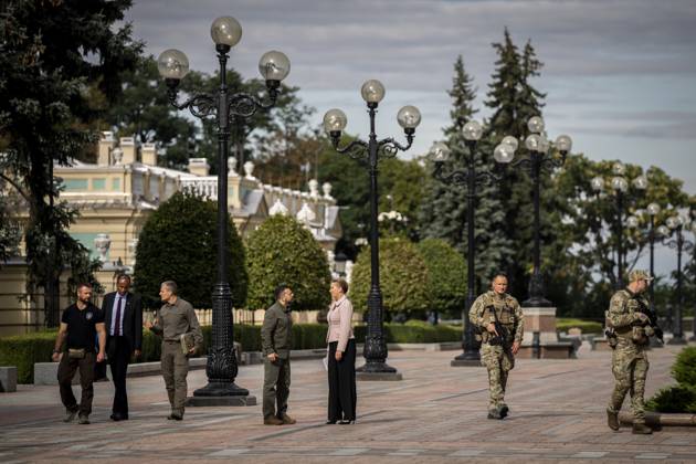 Ukrainian President Volodymyr Zelenskyj and Denmarks Prime Minister Mette Frederiksen during a press conference in front of the presidential palace in Kyiv, Ukraine, Wednesday, September 6, 2023 , Kyiv Ukraine  Copyright: RitzauxScanpix IdaxMariexOdgaardx spdk20230906-185217-L