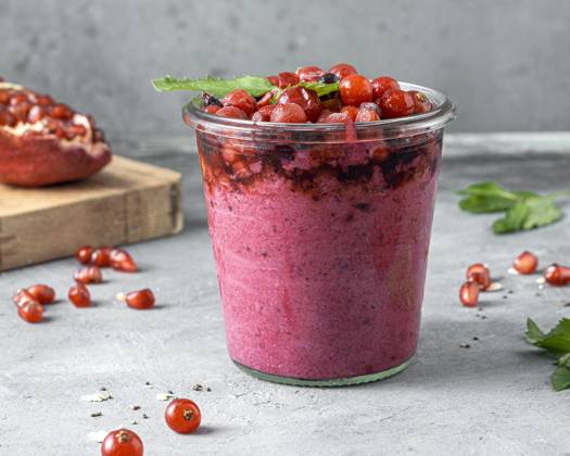 Glass with delicious fruchtsmoothie Copyright: imageBROKER OleksandrxLatkun ibxole09587122.jpg
