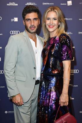 Wolke Hegenbarth with partner Oliver Vaid at the award ceremony of the German Acting Award 2023 at the restaurant Spindler Klatt Berlin, 15 09 2023 Foto:xN.xKubelkax xFuturexImagex schauspielpreis_3870