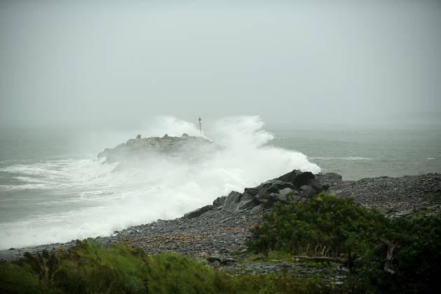 September 16, 2023, Port Maitland, NS, Canada: Waves crash against a breakwater in Port Maitland, N.S. as post-tropical cyclone Lee approaches on Saturday, Sept. 16, 2023. Port Maitland Canada  - ZUMAc35_ 20230916_zaf_c35_024 Copyright: xBillxCurryx