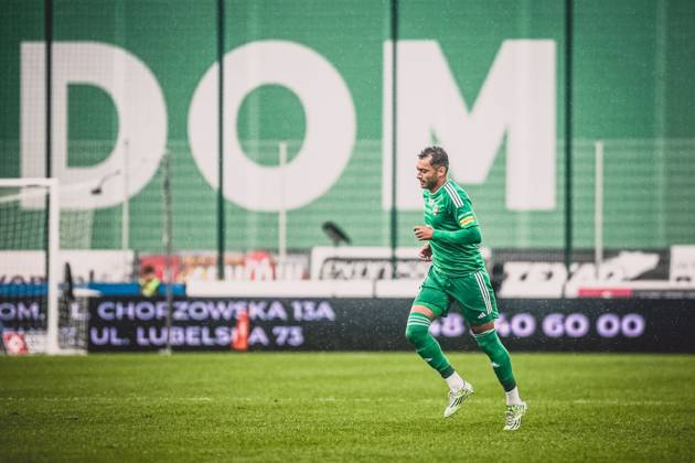 RADOM 23.09.2023 MECZ 9. KOLEJKA PKO EKSTRAKLASA SEZON 2023 24 --- POLISH FOOTBALL TOP LEAGUE MATCH: RADOMIAK RADOM - PUSZCZA NIEPOLOMICE LEANDRO FOT. Kacper Pacocha 400mm NEWSPIX.PL --- Newspix.pl 061_PAC_0535