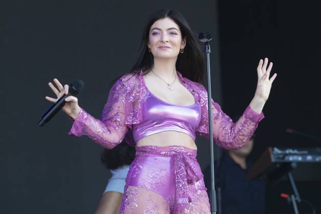 Lorde performs at Parklife Festival 2018 Lorde performs at Parklife Festival at Heaton Park, Credit:avalon.red Avalon  Copyright: xavalon.redx xAvalonx 0515358733