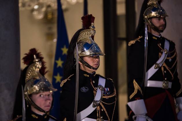 FRANCE TOP LEVEL SUMMIT IN PARIS French President Emmanuel Macron receives Finnish Prime Minister Petteri Orpo at the Elysee Palace. Paris, October 4, 2023. PARIS ILE-DE-FRANCE FRANCE Copyright: xAndreaxSavoranixNerix FRANCE TOP LEVEL SUMMIT IN P ASAVORANINERI-1