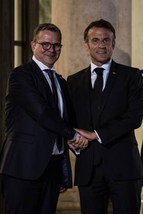 FRANCE TOP LEVEL SUMMIT IN PARIS French President Emmanuel Macron receives Finnish Prime Minister Petteri Orpo at the Elysee Palace. Paris, October 4, 2023. PARIS ILE-DE-FRANCE FRANCE Copyright: xAndreaxSavoranixNerix FRANCE TOP LEVEL SUMMIT IN P ASAVORANINERI-13