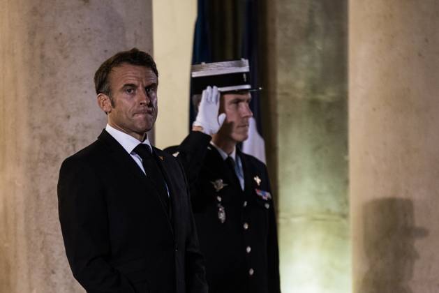 FRANCE TOP LEVEL SUMMIT IN PARIS French President Emmanuel Macron receives Finnish Prime Minister Petteri Orpo at the Elysee Palace. Paris, October 4, 2023. PARIS ILE-DE-FRANCE FRANCE Copyright: xAndreaxSavoranixNerix FRANCE TOP LEVEL SUMMIT IN P ASAVORANINERI-6