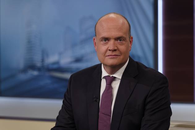 Robin Alexander on Anne Will 2023 10 08 Germany, Berlin Robin Alexander, deputy editor-in-chief of Welt and Welt am Sonntag, guest on Anne Will on the German public broadcaster ARDs politics talk show Following the elections in Bavaria and Hesse