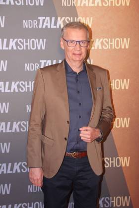 Günther Jauch at the recording of the 1000 NDR Talk Show in the NDR television studio Lokstedt The 1000 anniversary show was hosted by Barbara Schöneberger and Hubertus Meyer Burckhardt Hamburg, the 13 10 2023 Günther Jauch at the recording of the NDR Talk Show in the NDR television studio Lokstedt , Hmburg Lokstedt Hamburg Germany NDR Talk Show
