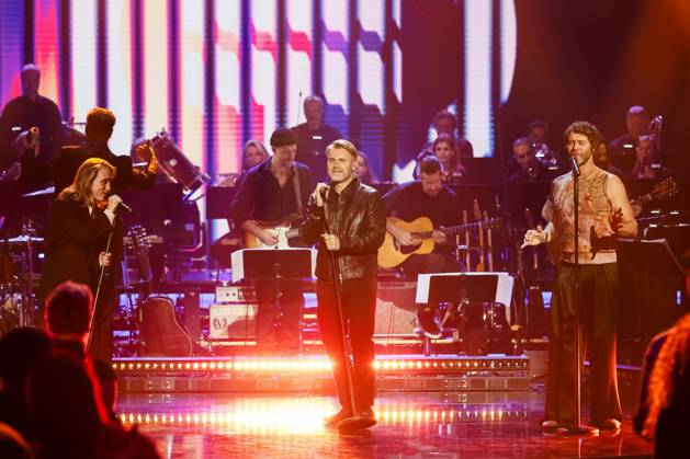 Howard Donald, Gary Barlow and Mark Owen of Take That at the recording of the ARD TV show Your Songs in Studio 3 of Media City Leipzig, 18 10 2023 Foto:xM.xKremerx xFuturexImagex your_song_3169