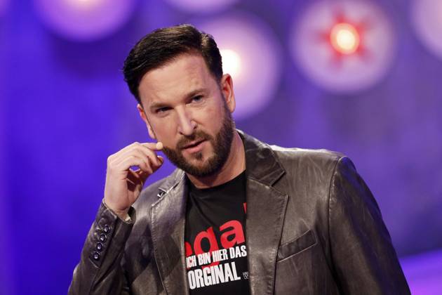 Schlagerstar Michael Wendler in the RTL Live Show Pocher vs Wendler Schluss mit lustig in the NOBEO Studios Hürth, 01 03 2020 NRW Germany Copyright: xChristophxHardtx