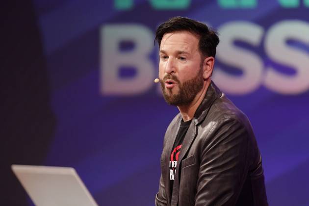 Schlagerstar Michael Wendler in the RTL Live Show Pocher vs Wendler Schluss mit lustig in the NOBEO Studios Hürth, 01 03 2020 NRW Germany Copyright: xChristophxHardtx