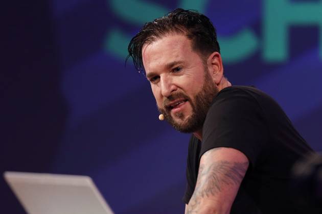 Schlagerstar Michael Wendler in the RTL Live Show Pocher vs Wendler Schluss mit lustig in the NOBEO Studios Hürth, 01 03 2020 NRW Germany Copyright: xChristophxHardtx