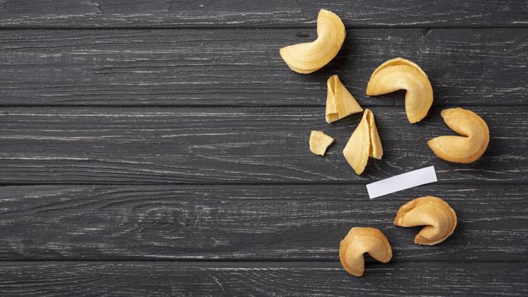 Flattened Fortune cookies with Copy area Copyright: imageBROKER/OleksandrxLatkun iblole09807918.jpg