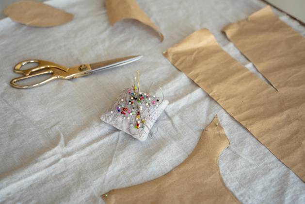 high View Substance with Needles Scissors Copyright: imageBROKER OleksandrxLatkun iblole09808315.jpg
