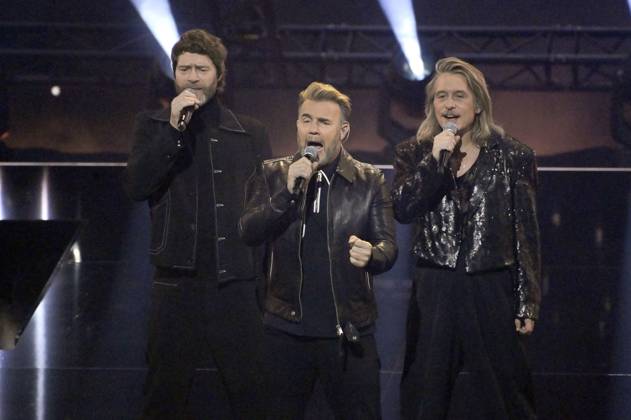 Howard Donald, Gary Barlow and Mark Owen from Take That on the ZDF entertainment show Wetten, dass live from Messe Offenburg Ortenau Offenburg, 25 11 2023 Foto:xF.xKernx xFuturexImagex wetten_dass_2875