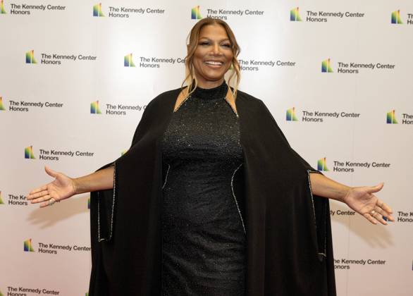 Queen Latifah arrives for the Medallion Ceremony honoring the recipients of the 46th Annual Kennedy Center Honors at the Department of State in Washington, DC on Saturday, December 2, 2023. The 2023 honorees are: actor and comedian Billy Crystal acclaimed soprano Renee Fleming British singer-songwriter producer, and member of the Bee Gees, Barry Gibb rapper, singer, and actress Queen Latifah and singer Dionne Warwick.  WAX20231202228 RonxSachs