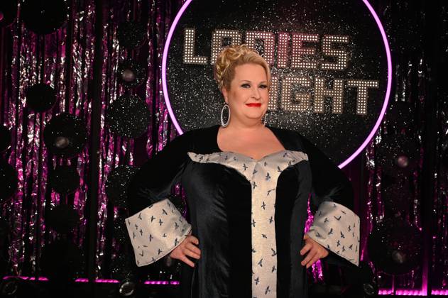 Comedienne Daphne de Luxe, real name Daphne Haderlein as host of Ladies Night, the only comedy and cabaret show with an all-female cast on German-speaking television