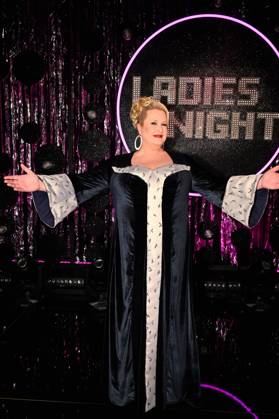 Comedienne Daphne de Luxe, real name Daphne Haderlein as host of Ladies Night, the only comedy and cabaret show with an all-female cast on German-speaking television