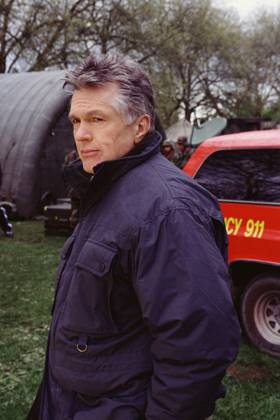 Stills from the 1999 movie Aftershock. Tom Skerritt stars in AFTERSHOCK. Photo cr: Tony Esparza CBS, Credit:BOB AKESTER Avalon  Copyright: xBOBxAKESTERx xAvalonx 0518633983