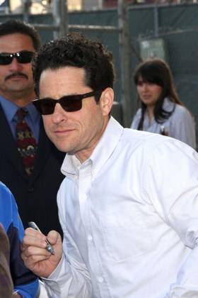 J. J. Abrams greets fans and signs autographs after appearing on Jimmy Kimmel Live! in Los Angeles to promote his new sci-fi movie 62507, LOS ANGELES, CALIFORNIA - Thursday June 9, 2011. J. J. Abrams greets fans and signs autographs after appearing on the Jimmy Kimmel Live! in Hollywood to promote his new movie sci-fi thriller Super 8 . Photograph: Fallen Star, PacificCoastNews.com UK OFFICE:+44 131 557 7760 7761 US OFFICE:1 310 261 9676, Credit:Fallen Star, PacificCoastNews.com Avalon USA  Copyright: xFallenxStar,xPacificCoastNews.comx xAvalonx 0525181058