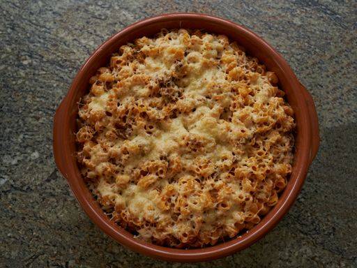 A top view of delicious macaroni cheese in a ceramic pan 439685 RECORD DATE NOT STATED