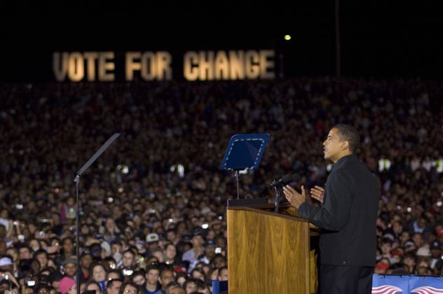 Obama Rally on Election Eve WASHINGTON, DC - Nov. 03: Democratic presidential candidate Barack Obama during the last stop in his campaign, at the fairgrounds in Prince William County, Virginia. Republicans have won the last five presidential elections in Virginia; a Democratic nominee has not carried this state. since 1964. CQ Politics rates this race Leans Democratic. (photo by Scott J. Ferrell Congressional Quarterly) Prince William County VA United States EDITORIAL USE ONLY Copyright: xCongressionalxQuarterlyxInc.x dw081103082.jpg ScottxJ.xFerrellx cqphotos032083