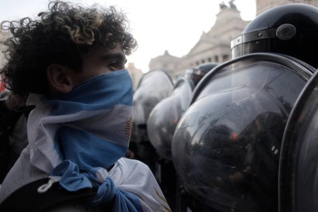 February 2, 2024, Buenos Aires, Federal Capital, Argentina: February 2, 2024, Buenos Aires, Argentina: The security agencies of the Argentine state strongly repressed demonstrators who were protesting in the vicinity of the nation s Congress in repudiation of the approval, in the chamber of deputies, of the controversial Omnibus Law of the newly elected president, Javier Milei. In the repression, older adults were beaten, run over, and sprayed with pepper spray. They also strongly detained a photographer. Buenos Aires Argentina - ZUMAa179 20240202_aap_a179_022 Copyright: xRobertoxAlmeidaxAveledox