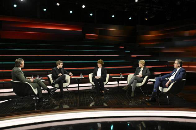 Talk show on Markus Lanz , ZDF 02 24 her Markus Lanz, Kevin Kühnert, Mart