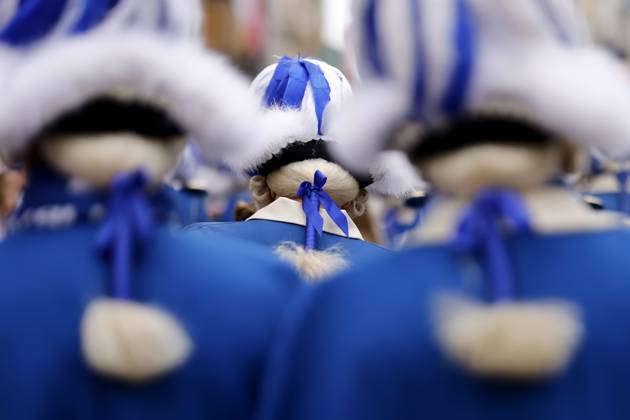 The Cologne Rose Monday parade 2024 under the motto Wat e Theater wat e Jeckespill to be seen on Severinstraße in the southern part of Cologne Theme picture, symbolic picture Cologne, 12 02 2024 NRW Germany Copyright: xChristophxHardtx
