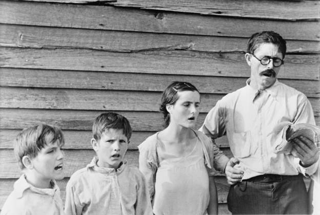Sunday singing, 1936 (b w photo) 3666411 Sunday singing, 1936 (b w photo) by Evans, Walker (1903-75); Private Collection; (add.info.: Frank Tengle, an Alabama sharecropper, and family singing hymns near Moundville, Hale County. Photograph taken for the U.S. Resettlement Administration: a New Deal U.S. federal agency that, between April 1935 and December 1936, relocated struggling urban and rural families to communities planned by the federal government. ). Copyright: xBridgemanxImagesx 3666411