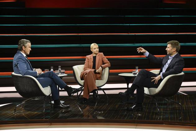 Talk round at Markus Lanz , ZDF 02 24 her Markus Lanz, Lena Cassel and Thomas Hitzelsperger v li on February 14, 2024 in Markus Lanz , ZDF TV televisio