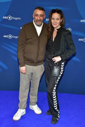 ARD BLUE HOUR EINE MILLION MINUTEN Kida Khodr Ramadan, Jeanette Hain Arrival at the ARD BLUE HOUR on the occasion of the 74th Berlinale at the Hotel Telegraphenamt in Berlin, on 16 02 2024 Photopress Mueller