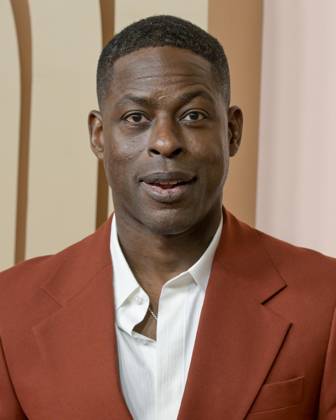 February 12, 2024, Beverly Hills, California, USA: Sterling K. Brown attends The 96th Oscars® Nominees Luncheon. Beverly Hills USA - ZUMAb173 20240212_aap_b173_679 Copyright: xBillyxBennightx