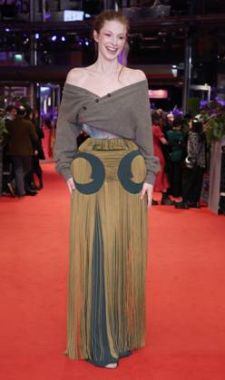 February 16, 2024: Hunter Schafer attends the premiere of Cuckoo during the 74th Berlinale International Film Festival at Berlinale Palast in Berlin, Germany, on 16 February 2024. Photo: - ZUMAm179 20240216_zep_m179_011 Copyright: xAlecxMichaelx