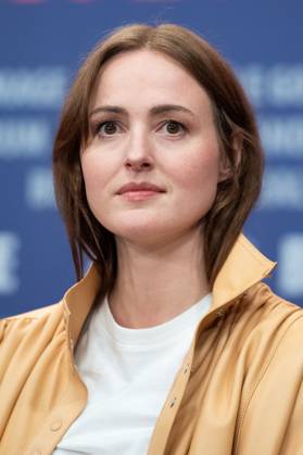 Berlinale Another End Press Conference Renate Reinsve attending the Another End Press Conference during the 74th Berlinale International Film Festival Berlin at Grand Hyatt Hotel in Berlin, Germany, on February 16, 2024. Photo by Aurore Marechal ABACAPRESS.COM Berlin Germany  Copyright: xMarechalxAurore ABACAx
