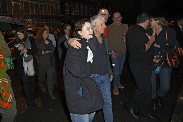 Lena Urzendowski and Andreas Dresen after the fire alarm at the 21 NRW reception of the state of NRW and the Film und Medienstiftung NRW as part of the Berlinale 2024 at the Representation of the State of North Rhine-Westphalia Berlin, 18 02 2024 Foto:xC.xNiehausx xFuturexImagex nrw_4417
