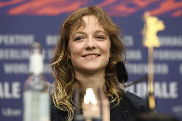 Josefa Heinsius at the press conference for the feature film Langue Etrangere at the Berlinale 2024 74 Berlin International Film Festival at the Hotel Grand Hyatt Berlin, 19 02 2024 Foto:xC.xNiehausx xFuturexImagex etrangere_4270