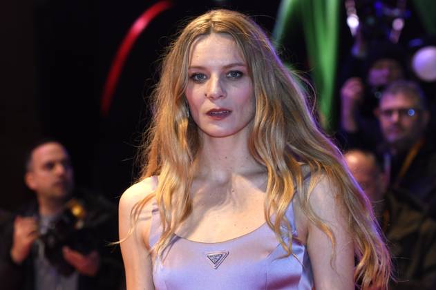 Lilith Stangenberg at the premiere of the feature film Dying Dying at the Berlinale 2024 74 Berlin International Film Festival at the Berlinale Palast Berlin, 18 02 2024 Foto:xC.xNiehausx xFuturexImagex sterben_prem_4297