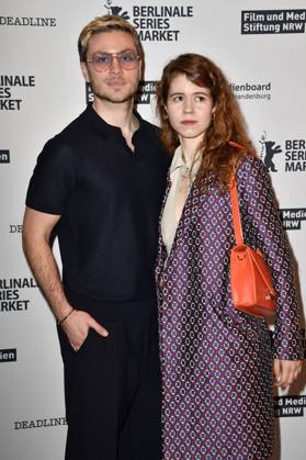 Jannik Schümann and Luise Aschenbrenner at the premiere of the RTL series Disko 76 at the Berlinale 2024 74 Berlin International Film Festival at Cinemaxx Potsdamer Platz Berlin, 20 02 2024 Foto:xN.xKubelkax xFuturexImagex disko_4219