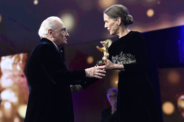 Martin Scorsese and Mariette Rissenbeek at the presentation of the Honorary Golden Bear to Martin Scorsese at the Berlinale 2024 74 Berlin International Film Festival at the Berlinale Palast Berlin, 20 02 2024 Foto:xC.xNiehausx xFuturexImagex ehrenbaer_4570