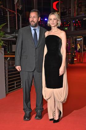 Adam Sandler and Carey Mulligan at the premiere of the feature film Spaceman at the Berlinale 2024 74 Berlin International Film Festival at the Berlinale Palast Berlin, 21 02 2024 Foto:xN.xKubelkax xFuturexImagex spaceman_prem_4263