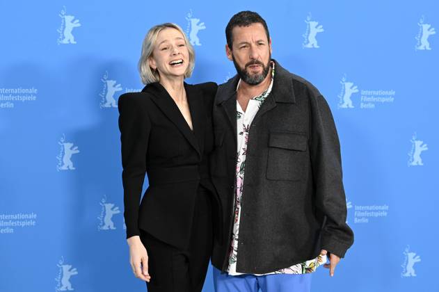 Carey Mulligan and Adam Sandler at the photocall for the movie Spaceman at the Berlinale 2024 74 Berlin International Film Festival at the Hotel Grand Hyatt Berlin, 21 02 2024 Foto:xF.xKernx xFuturexImagex spaceman_4348