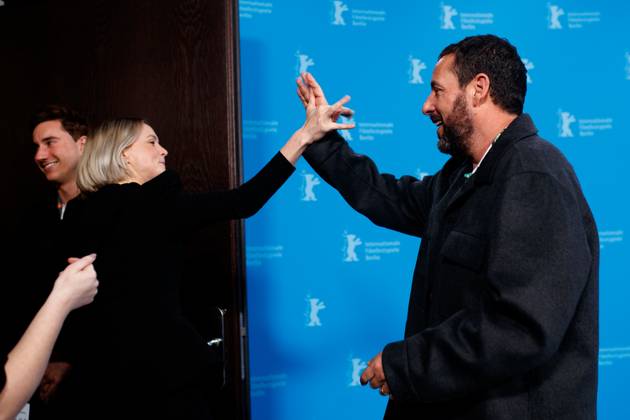 Berlinale Spaceman Photocall Carey Mulligan and Adam Sandler at the Spaceman Photocall at the Hyatt Hotel on the occasion of the 74th Berlin International Film Festival on 21 02 2024 Copyright: xEventpressxKochanx