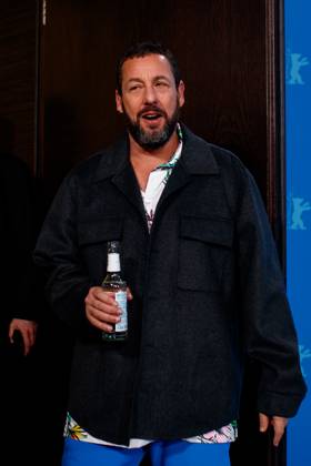 Berlinale Spaceman Photocall Adam Sandler at the Photocall for Spaceman at the Hyatt Hotel on the occasion of the 74th Berlin International Film Festival on 21 02 2024 Copyright: xEventpressxKochanx