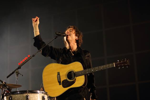 Frederik Fred Rabe from the band Giant Rooks at a concert in the Max Schmeling Halle in Berlin, February 23, 2024 Giant Rooks concert Berlin