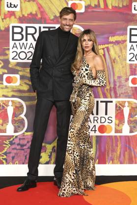 Peter Crouch with wife Abbey Clancy at the 44 BRIT Awards 2023 at the O2 Arena London, 02 03 2024 Foto:xD.xJonesx xFuturexImagex brit_awards_4105