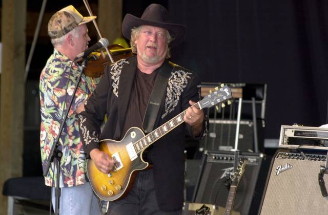 Country Fest 2002 Jul 19, 2002; Wheeling, WV, USA; Singer JOHN ANDERSON performs during Country Fest. Mandatory Credit: Photo by Laura Farr ZUMA Press. () Copyright 2002 by Laura Farr Wheeling WV USA EDITORIAL USE ONLY  Copyright: xx LauraxFarrx admphotos241172