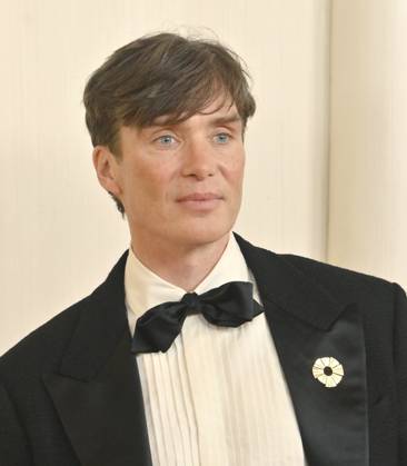 Cillian Murphy arrives on the red carpet at the 96th annual Academy Awards in Los Angeles, California on Sunday, March 10, 2024. Since 1929, the Oscars have recognized excellence in cinematic achievements.  LAP20240310215 JIMxRUYMEN