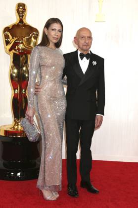 Daniela Lavender with husband Ben Kingsley at the 2024 96th Annual Academy Awards at the Dolby Theatre Los Angeles, 10 03 2024 Foto:xJ.xBlocx xFuturexImagex oscars_0625