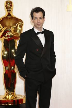 Mark Ronson at the 2024 96th Annual Academy Awards at the Dolby Theatre Los Angeles, 10 03 2024 Foto:xJ.xBlocx xFuturexImagex oscars_9719